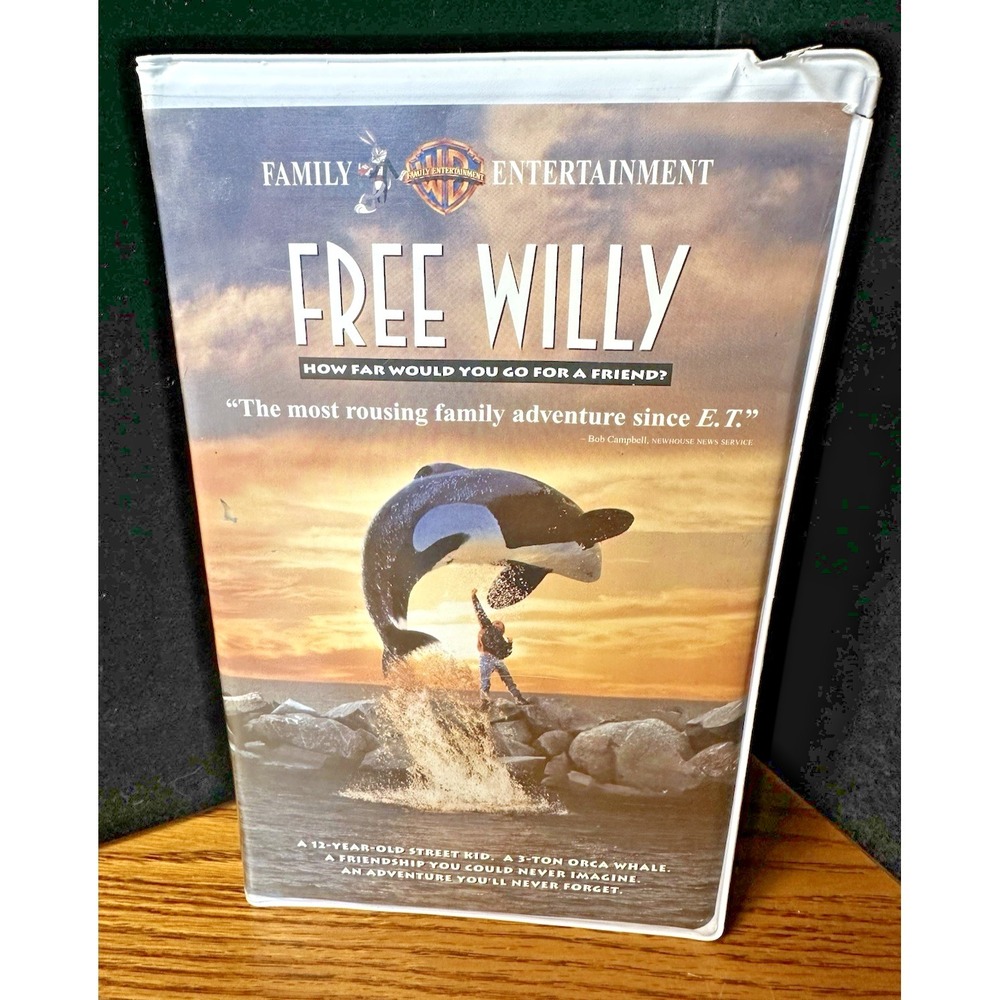 Free Willy 1, 2, & 3 VHS Clamshell VHS Tapes Tested And Work Great! - Picture 2 of 16
